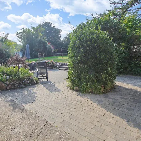 4 Bedroom Cozy In Samso Дом отдыха Kolby Kas