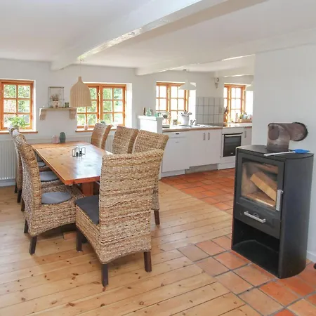 Дом отдыха 4 Bedroom Cozy In Samso *