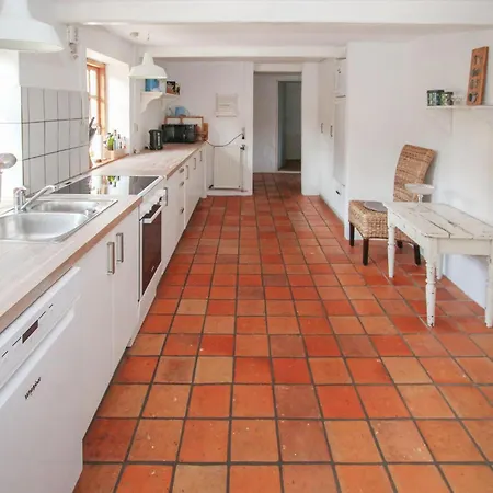 4 Bedroom Cozy In Samso Дом отдыха