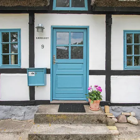 4 Bedroom Cozy In Samso Kolby Kas