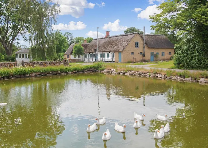 4 Bedroom Cozy In Samso Prázdninový dům *